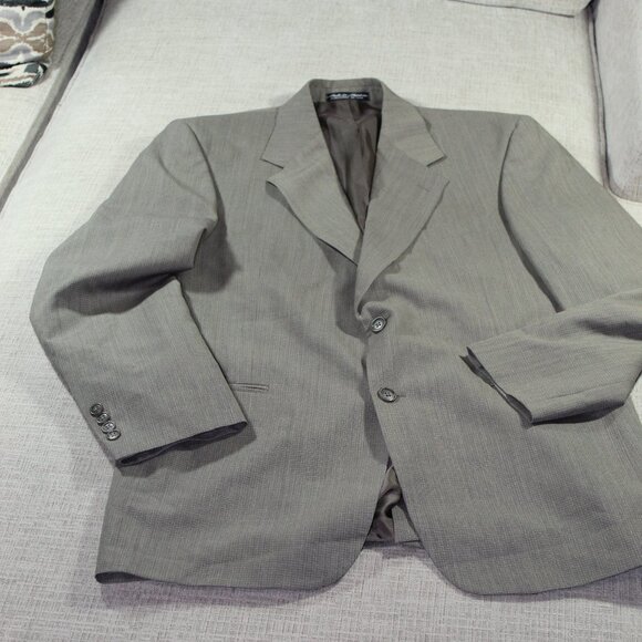 Kilburn and Finch Light Brown Suit 40L - Picture 2 of 13